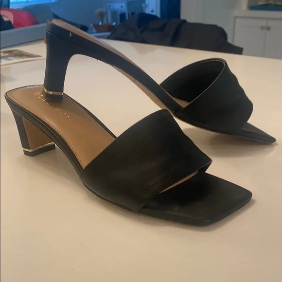 BCBG Generation black slide heels. Worn twice. Size 9. - Picture 2 of 6